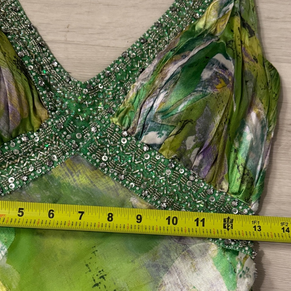 Elegant vintage Silk handmade lined beaded Sleeveless Dress with built in Bra. - Picture 11 of 13